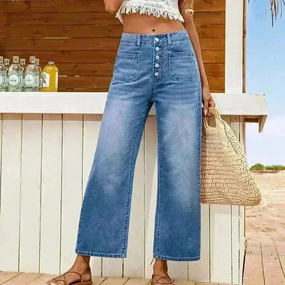 Medium Wash Casual Women's Loose Fitting Straight Leg Blue Denim Jeans - Picture 5 of 6